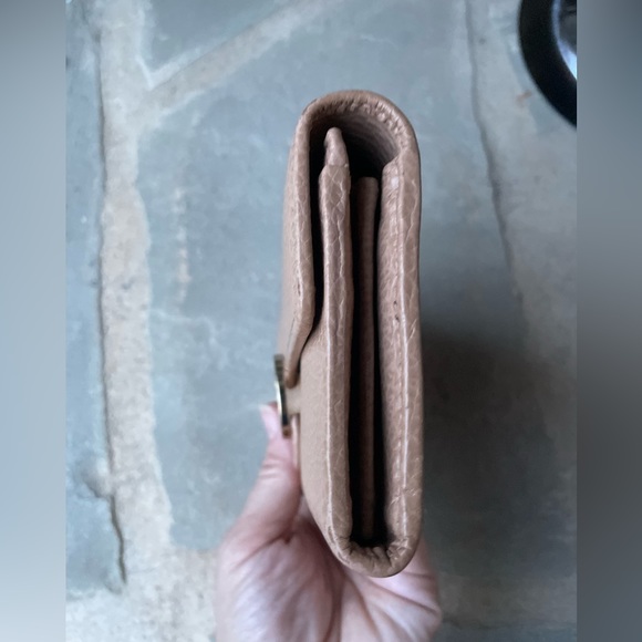 Gorgeous Gucci Interlocking GG Long Wallet - Picture 12 of 12